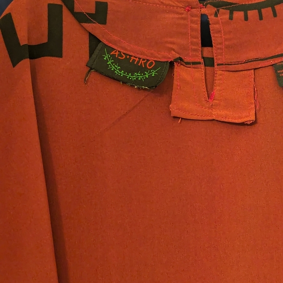 XL Ladies Ashro African Patterned Three Piece Cranberry and Black Geometric Set - Picture 7 of 10